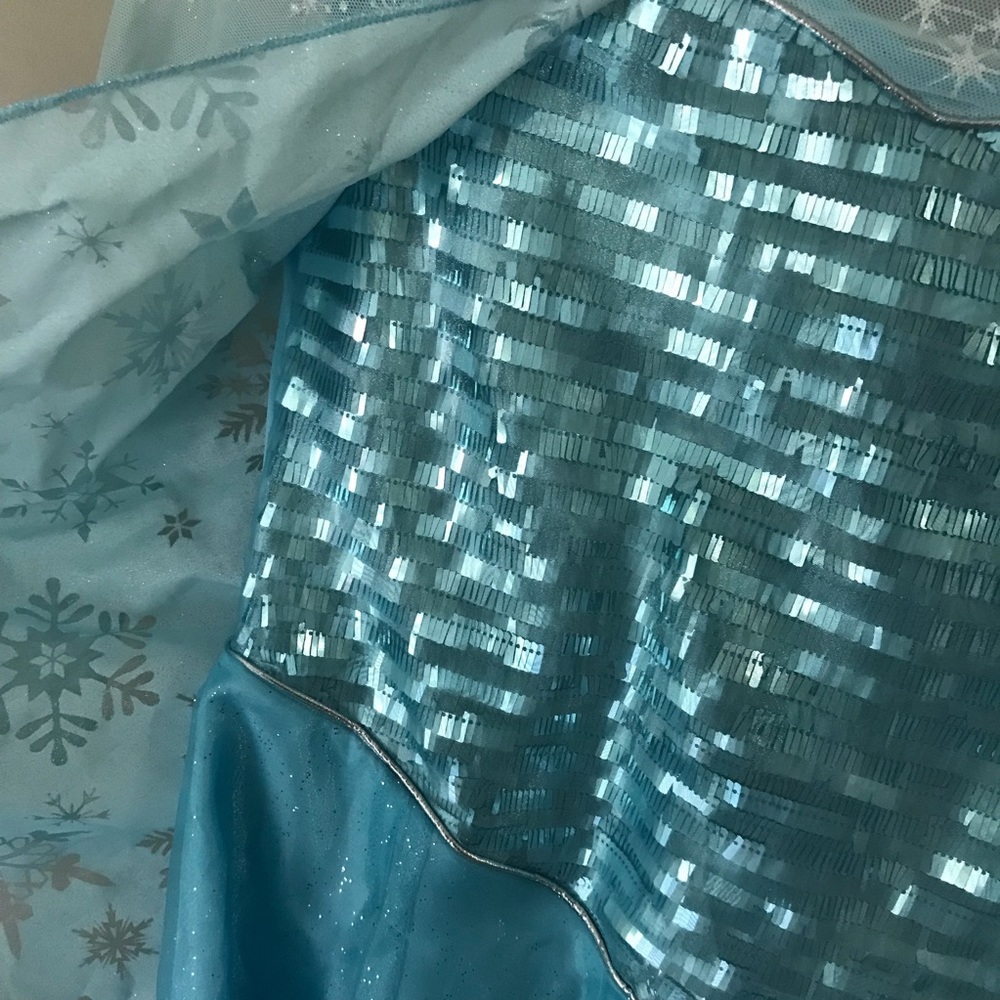 SOLD: Frozen Elsa Dress Costume Girls 7/8 - Picture 5 of 8